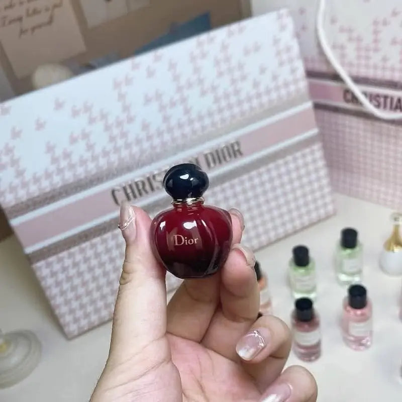 CHRISTIAN DIOR 16 IN 1 SET PINK BOX