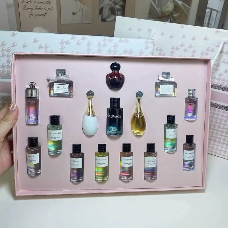 CHRISTIAN DIOR 16 IN 1 SET PINK BOX