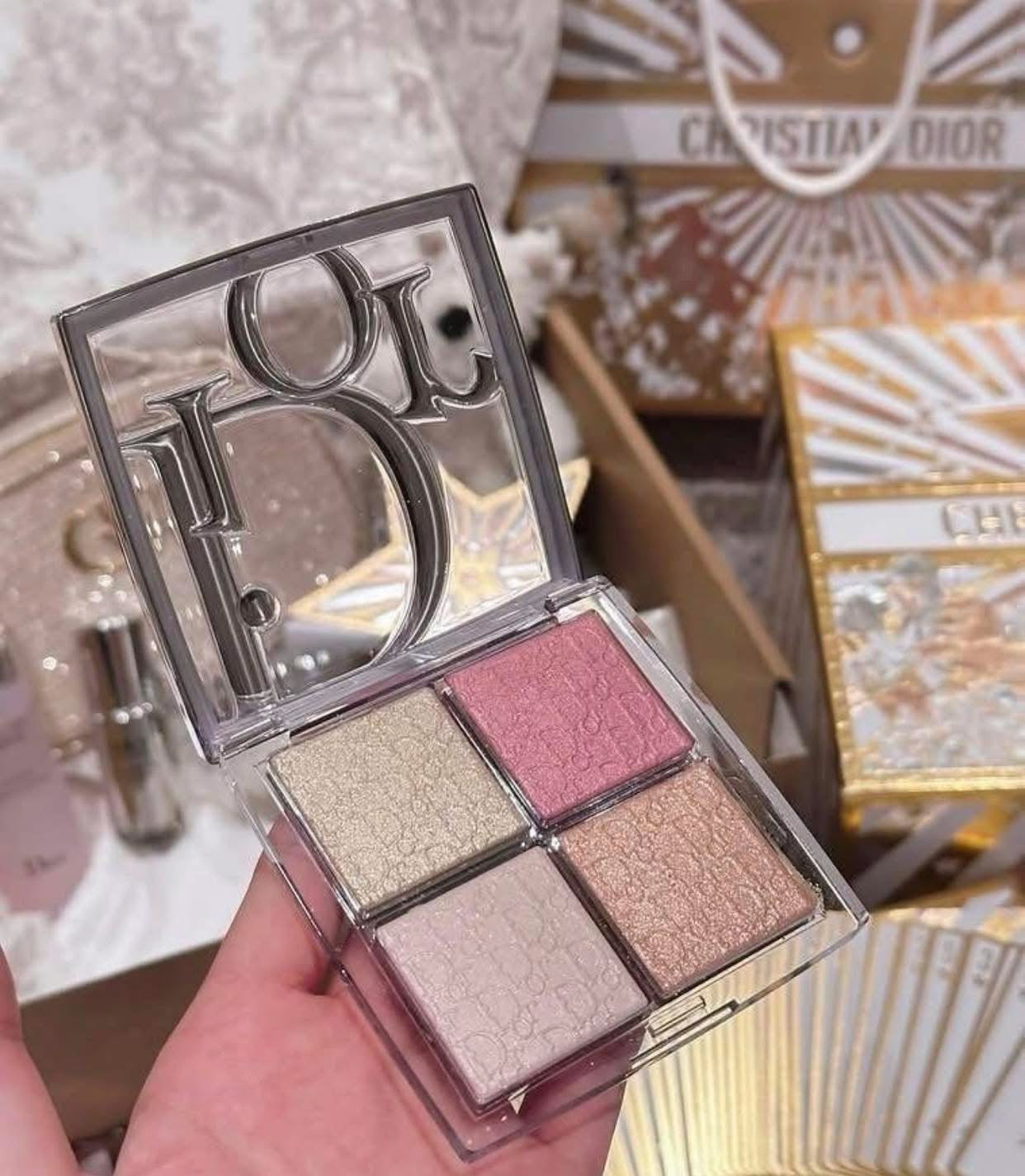 Dior Backstage Glow Face Palette 😍🤩
Shade 004