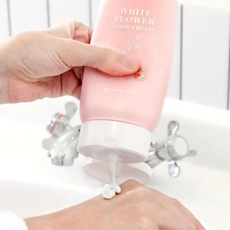 Mizon White Flower Snow Cream