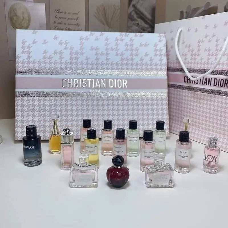 CHRISTIAN DIOR 16 IN 1 SET PINK BOX
