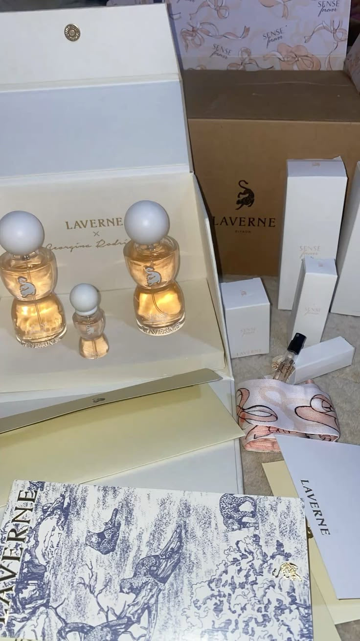 BOX LAVERNE SENSE FOR EVER By GEORGiNA