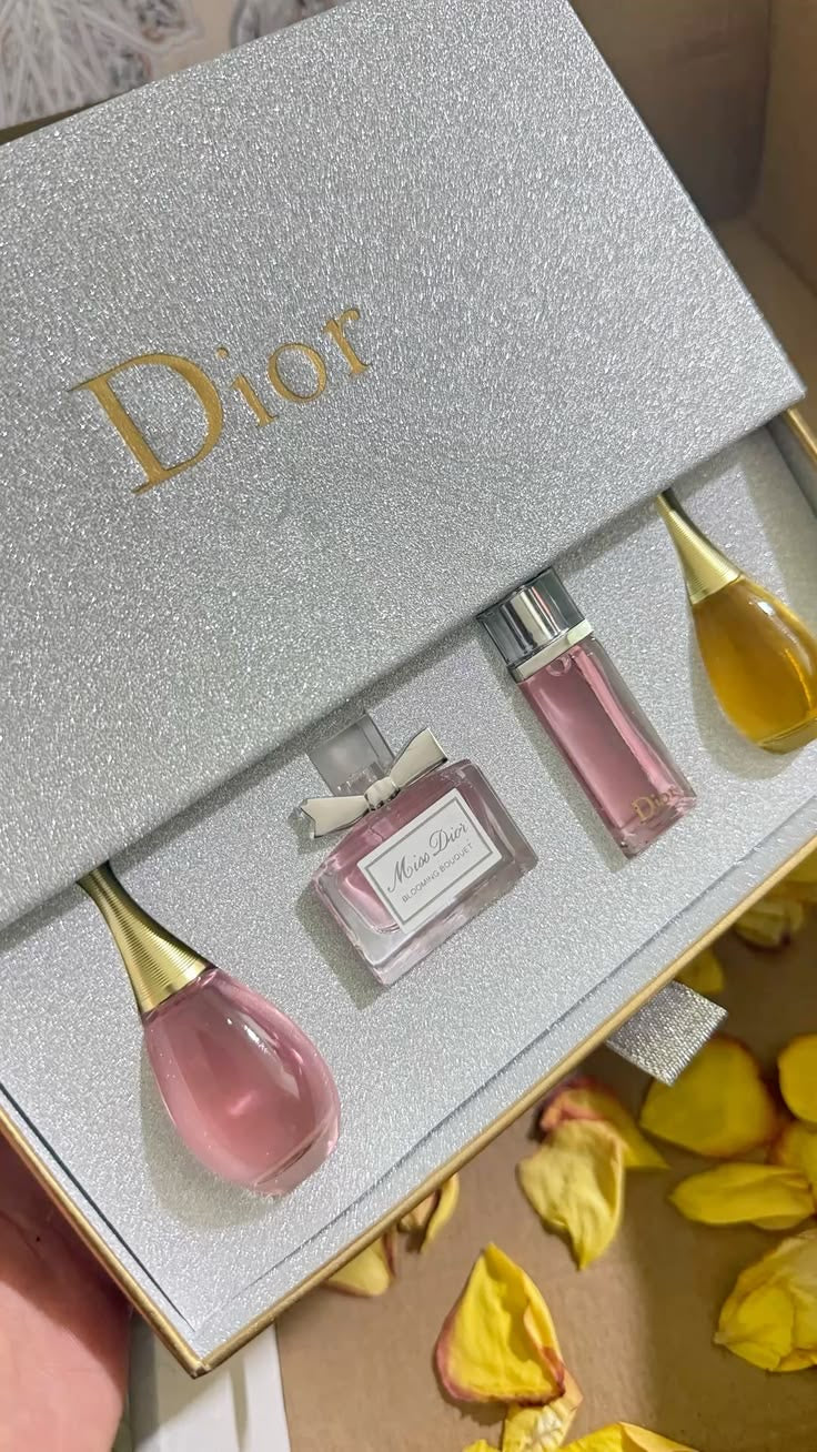 Coffret cadeau DIOR 4 miniatures ×10ml